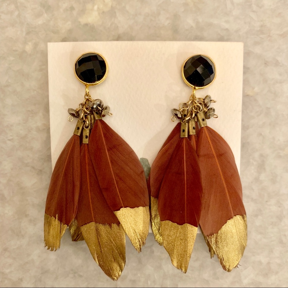 AUDREY ALLMAN DESIGNS GOLD/BROWN FEATHER EARRINGS